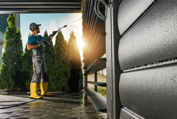 Professional  Pressure Washing Services in Warren, IN